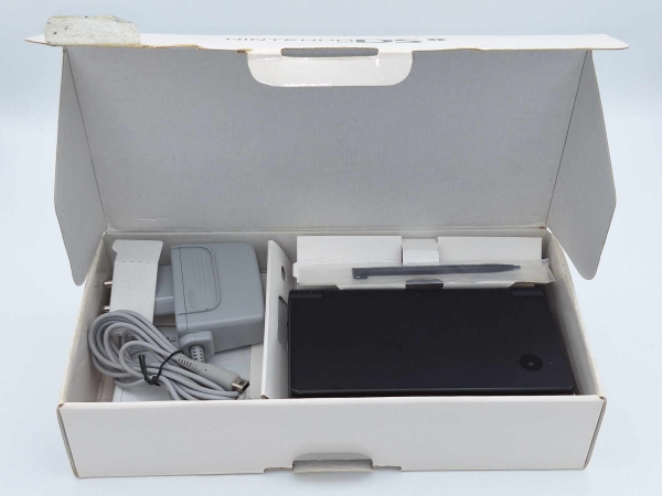 Nintendo DSi Konsole in OVP - Schwarz